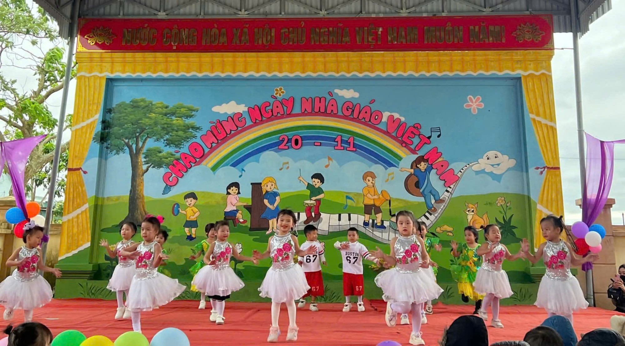 z7446227016167 2480f1f58ed435d69bfdfa6b755a07fd