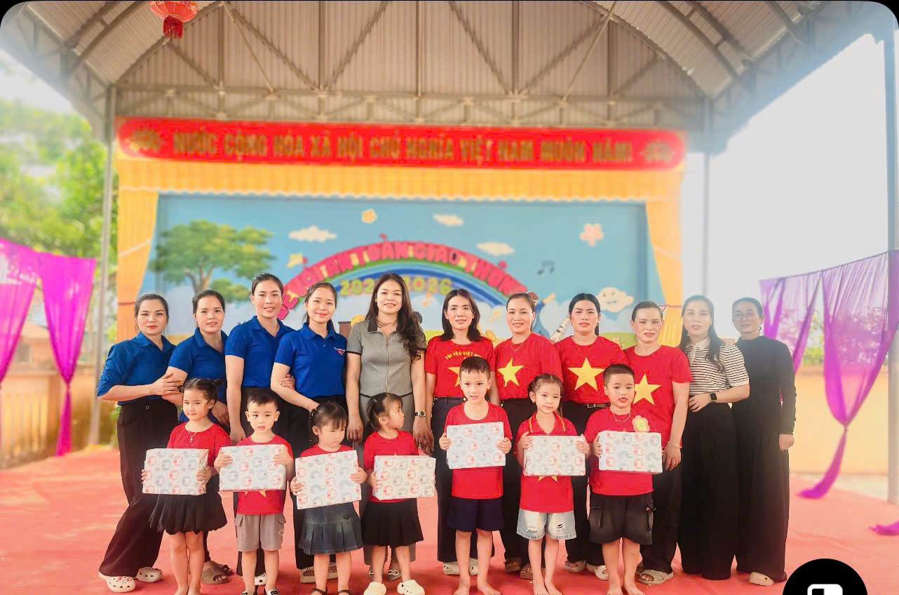 z7688404659117 95812e97117ceab19b5b36ecb3ff481b